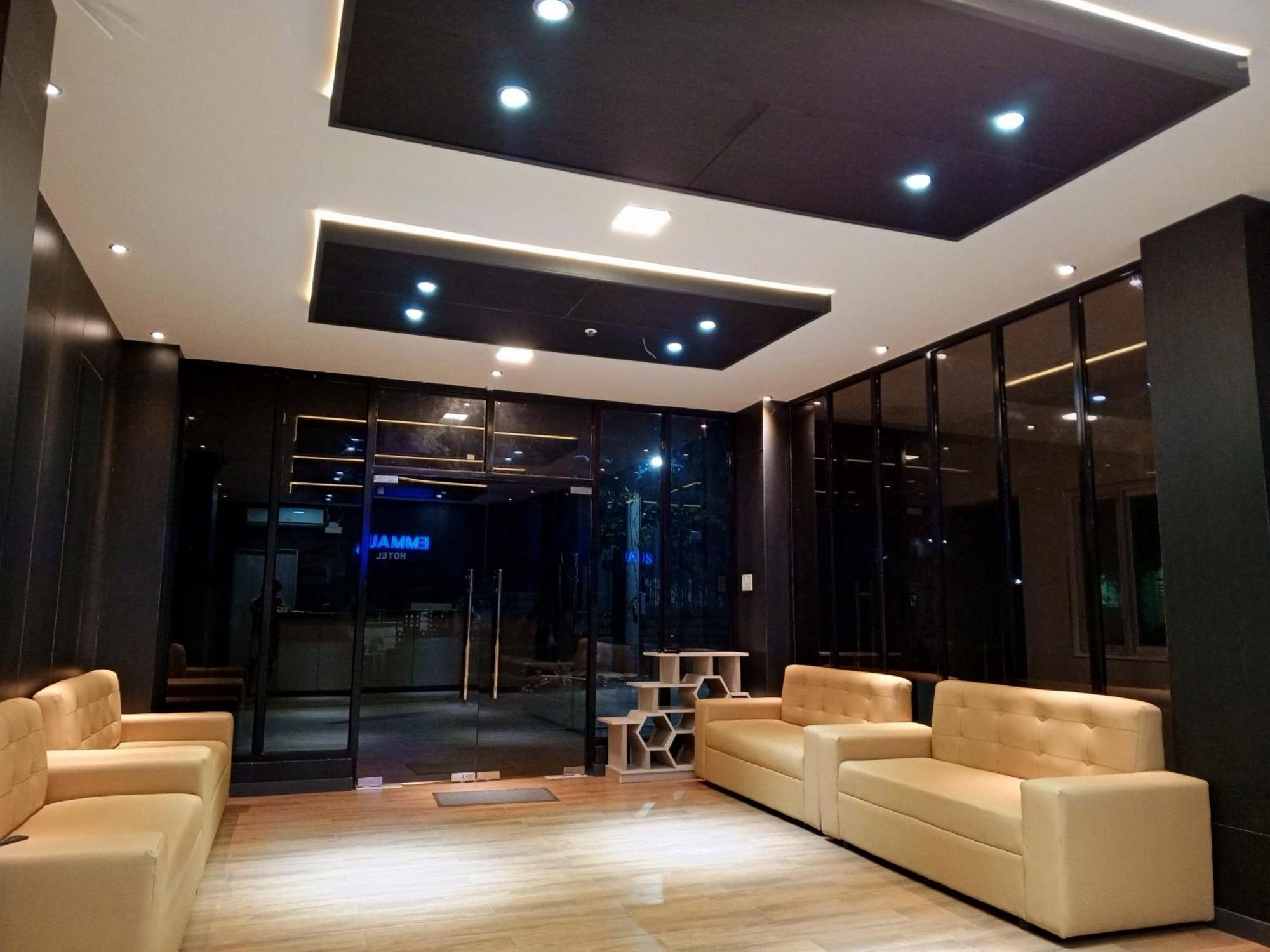 Emmaus Condotel آنغلوس المظهر الخارجي الصورة